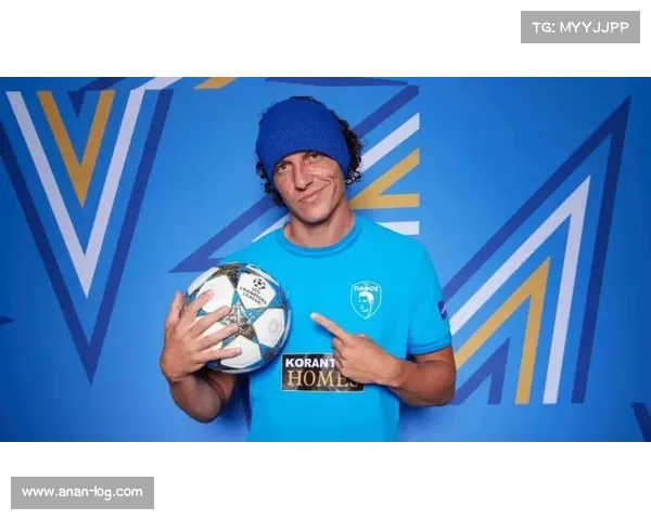 大卫路易斯球场位置分析及其在不同球队角色的演变